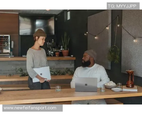 芬奇谈球队逆转失利原因执行力不足导致专注力下降陷入混乱