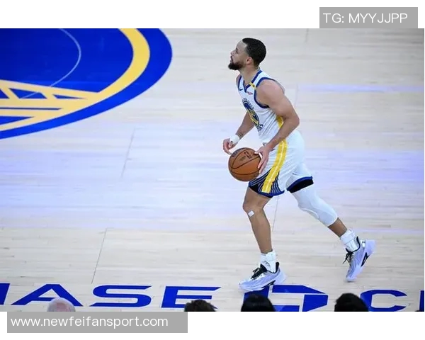 库里谈第三节精彩表现强调无球跑动助力勇士掌控比赛节奏