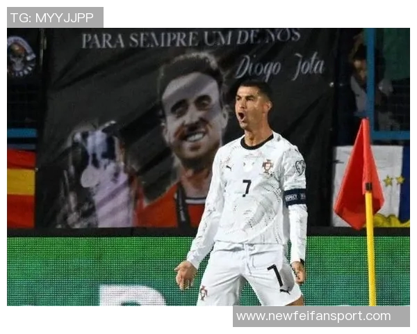 塞梅多传中C罗错失良机做出遗憾手势只差一点就能进球