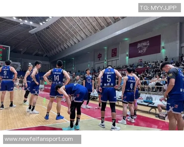 上海新援崔晓龙训练受伤将缺席揭幕战球队面临人员短缺挑战 上海新援崔晓龙训练受伤将缺席揭幕战球队面临人员短缺挑战